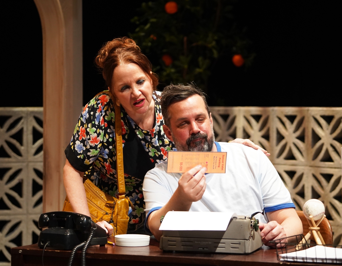 TBTB’s “I Ought to Be in Pictures” Zings Out One Liners Solidly – front mezz junkies, Theater News