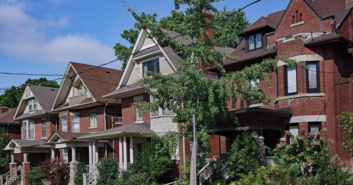 Here’s how much you need to earn to buy a home in Toronto right now