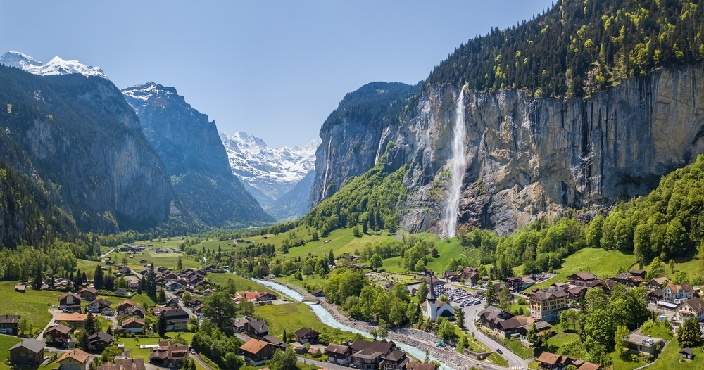 Another European Village Will Impose an Entry Fee On Tourists, Canada Reviews