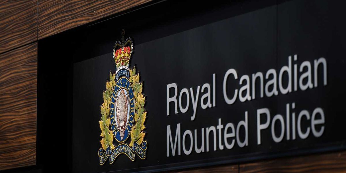 ‘Purple bunny-like mask’: Man charged with trying to kidnap girl, 7, from B.C. school ‘Purple bunny-like mask’: Man charged with trying to kidnap girl, 7, from B.C. school