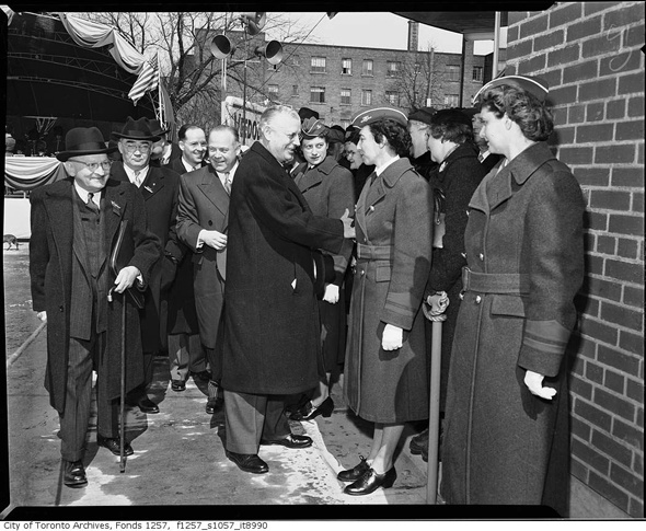 Toronto, Toronto Transit Commission, Toronto subway,Toronto subway opening, TTC, history, 1954