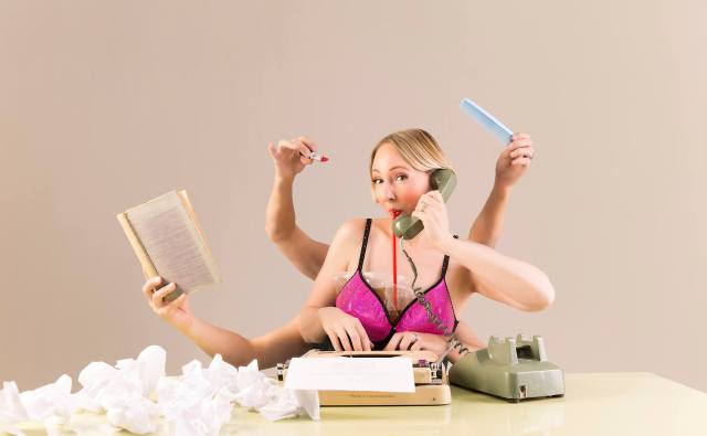 We’re in it together: some thoughts on Shannan Calcutt’s Things I Shouldn’t Tell You at SkirtsAfire, Theater News We’re in it together: some thoughts on Shannan Calcutt’s Things I Shouldn’t Tell You at SkirtsAfire, Theater News