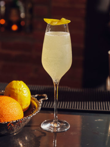 toronto-restaurants-st-johns-tavern-entertainment-district-french-75 A classic French 75, a sweet and tart mix of gin, lemon and sugar
