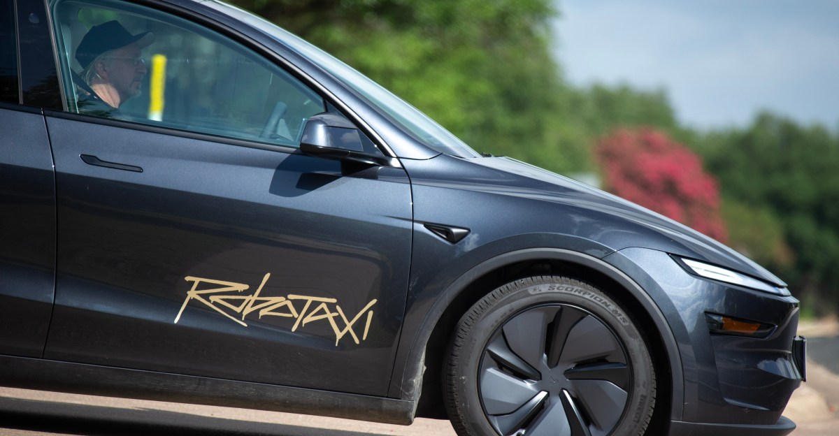 Tesla’s robotaxi is live: here are some of the first reactions. Canada reviews