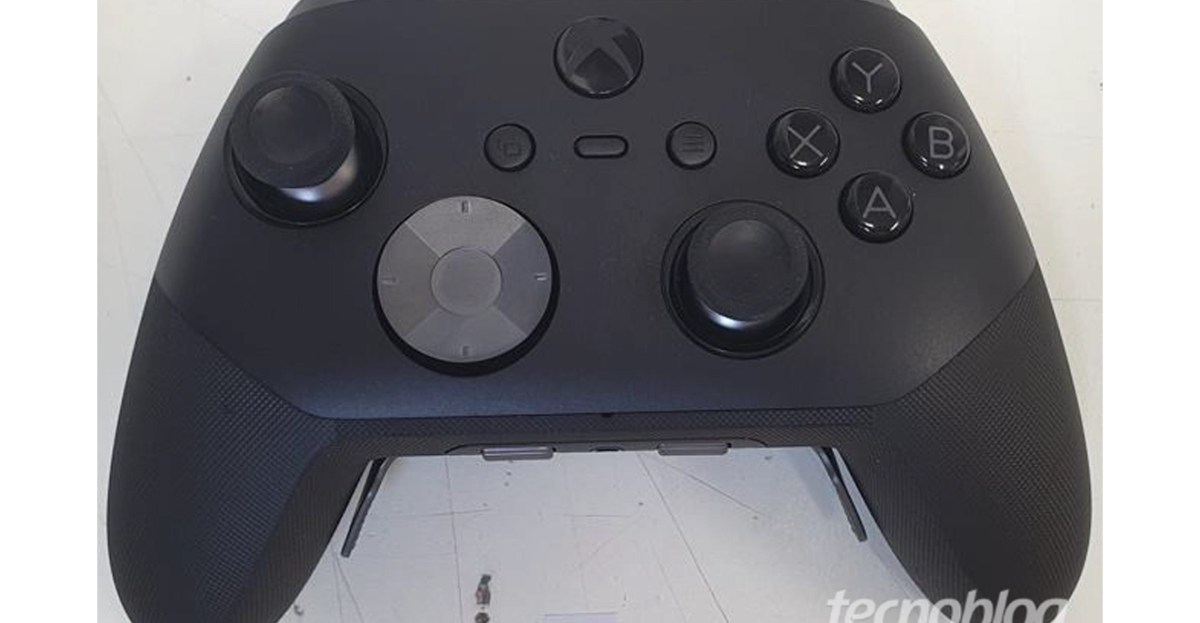 Leaked images reveal Xbox Elite 3 controller with mysterious new buttons Leaked images reveal Xbox Elite 3 controller with mysterious new buttons